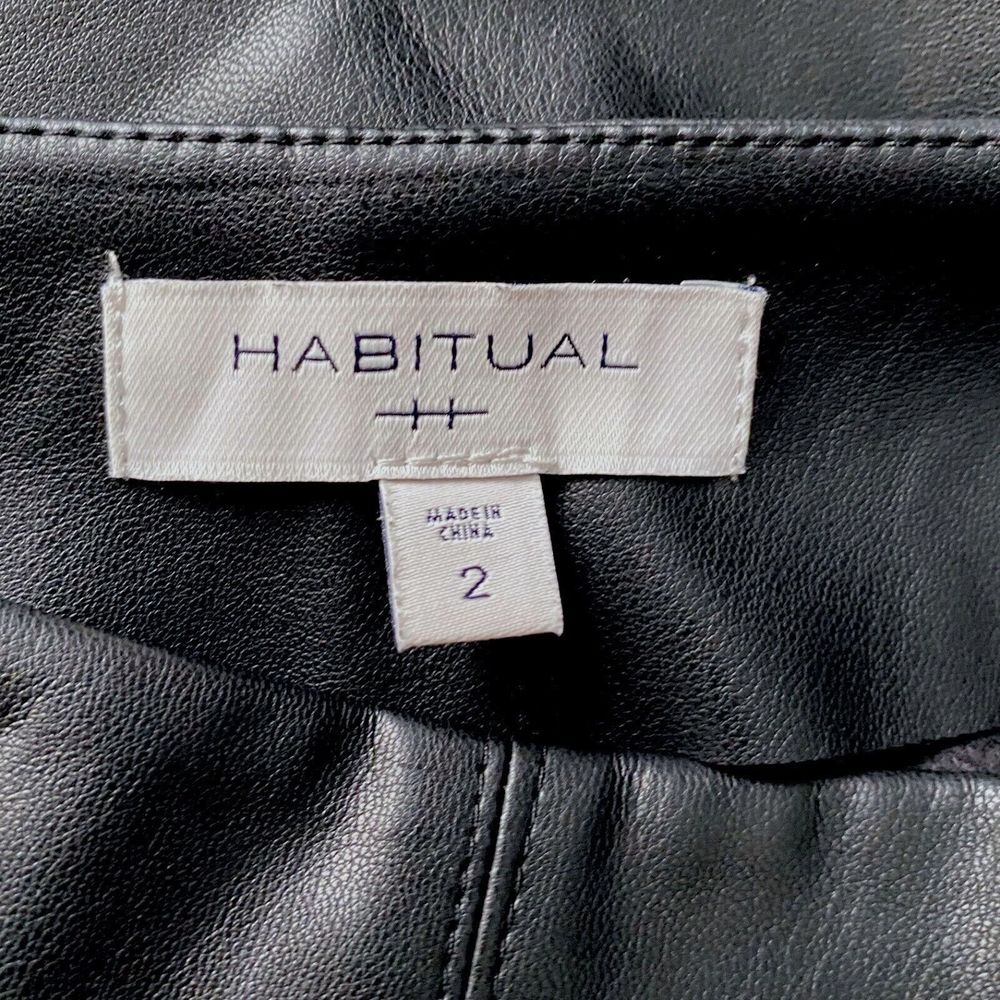 Womens Habitual Skirt Jayda Faux Leather Black Knee Length High Low Skirt Size 2 - Picture 7 of 8